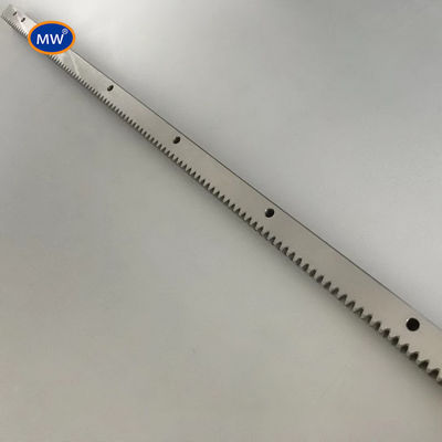 Crémaillères d'engrenage pour machines industrielles, Module 1.0, finition en oxyde noir, crémaillères durables adaptées à divers systèmes mécaniques fournisseur